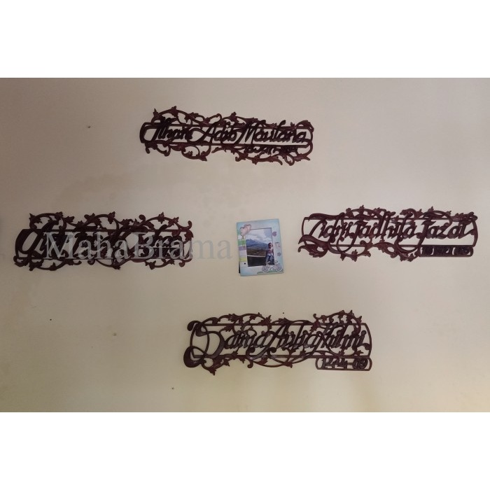 

PAPAN NAMA / PAPAN NAMA DINDING / PAPAN NAMA MODERN / PAPAN NAMA UKIR MB3212