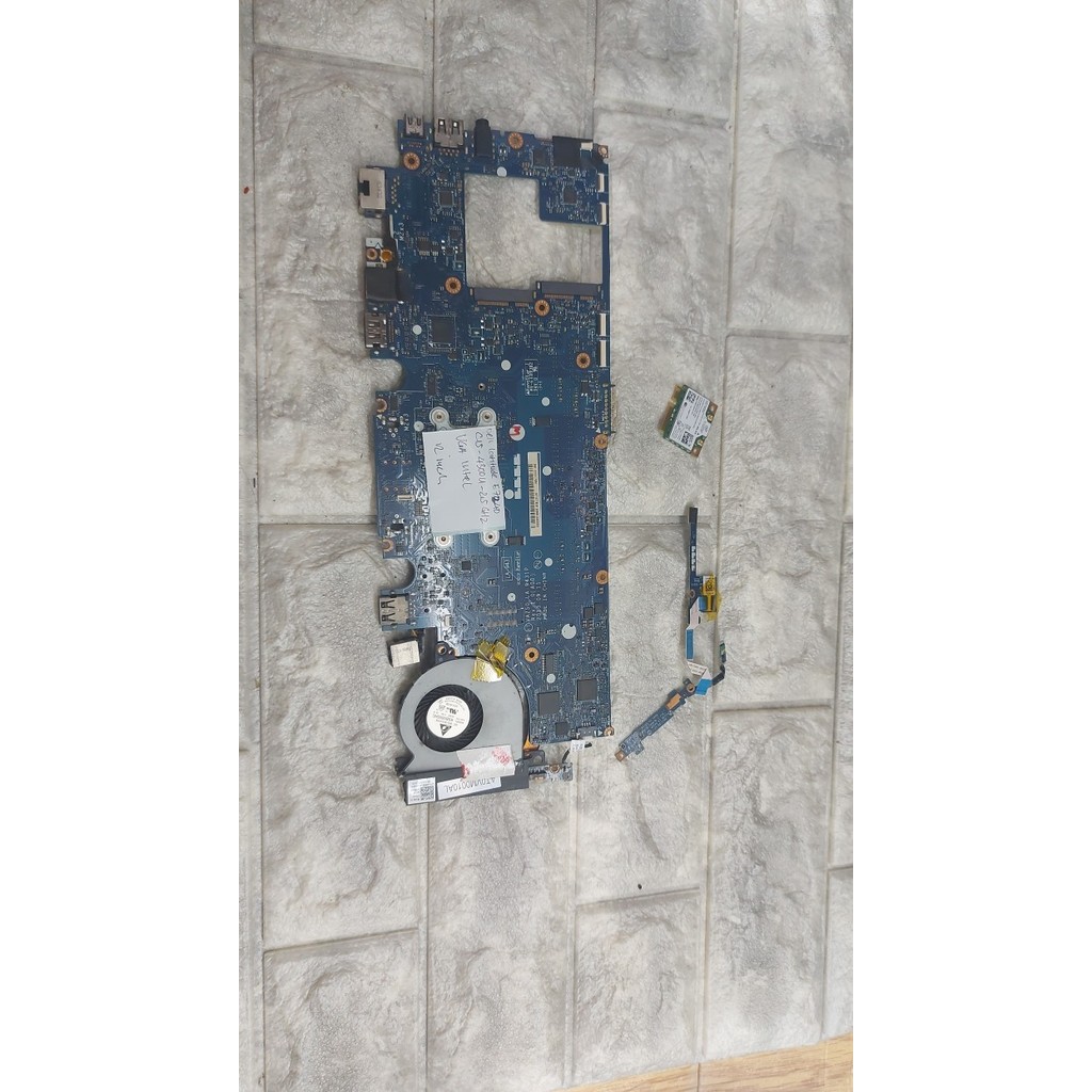 MOBO MOTHERBOARD LAPTOP DELL LATITUDE E7240 12" CI5 4300U BERGARANSI