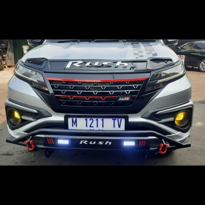 Bumper guard depan mobil Toyota all New Rush model sporty