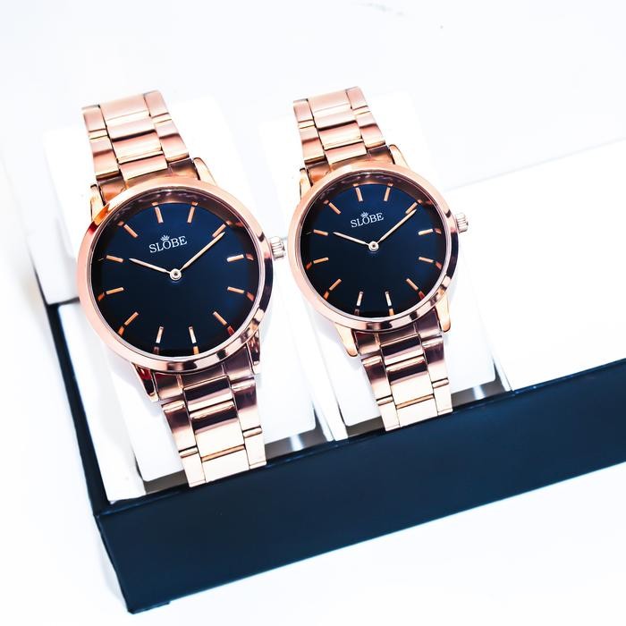 SLOBE Jam Tangan Couple Besi Rantai Analog Free Box Kode 3.Couple.2 - Gold.Hitam