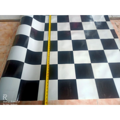 Karpet Lantai Plastik Aesthetic 1 Roll Catur minimalis monochrome / monokrom kualitas import penutup