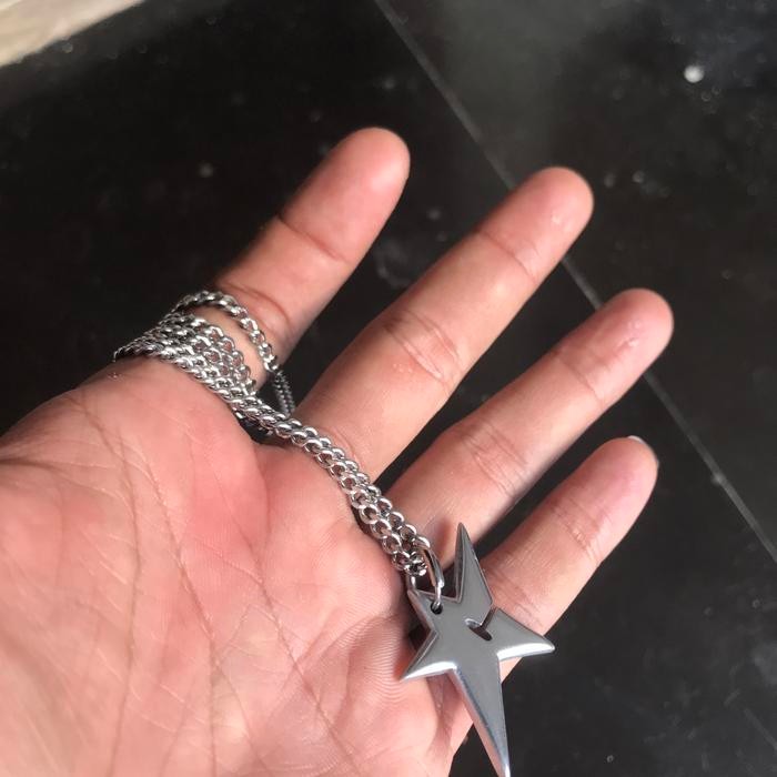 carpet company silver chain