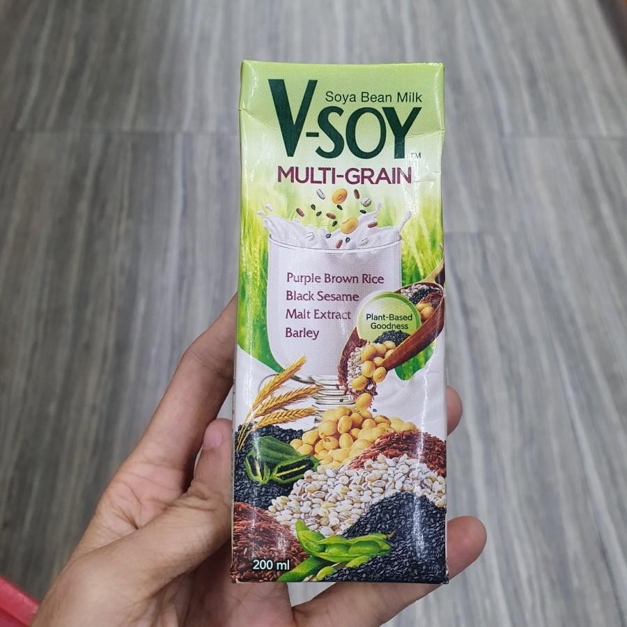 

V-Soy Plant Based Soybean Milk 200ml Variant Sugar Free / Multi Grain / Cocoa