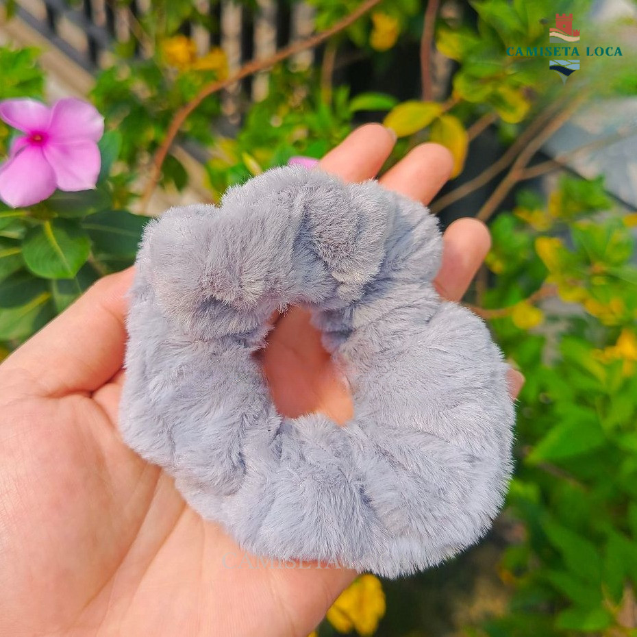 Ikat Rambut Bulu Fluffy Korean Scrunchie Aksesoris Rambut Wanita Kunciran Cepol Jumbo Elastis Halus