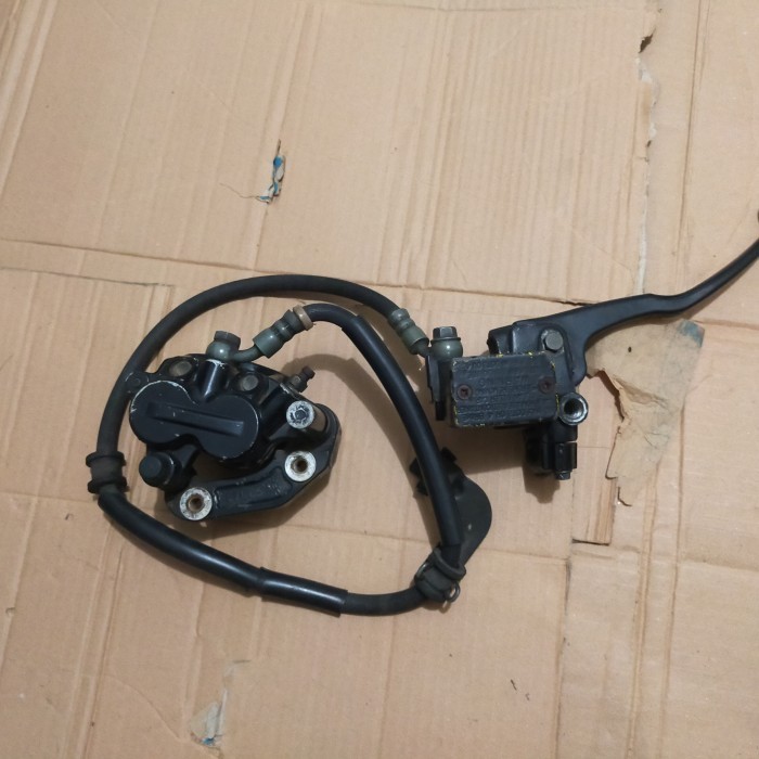 Master kaliper pala babi Bajaj pulsar rem depan Bajaj pulsar 135