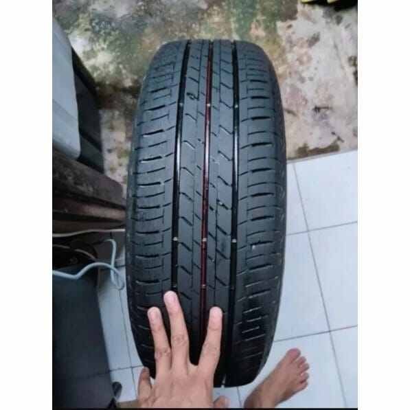 BAN MOBIL SEKEN RING 14 UKURAN 185/70 MEREK BRIGSTUN BAN MOBIL SEKEN TUBLES SIAP PAKAI