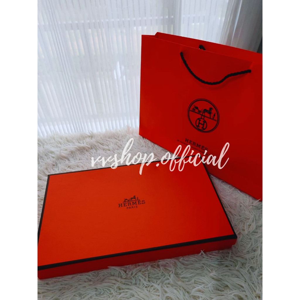 

BOX GIFT & PAPERBAG (UNTUK KADO)