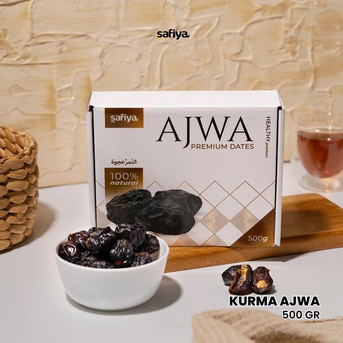 

Kurma Ajwa 500 gr Asli Madinah Kurma Favorit Nabi Original Safiya | Oleh-oleh Haji dan Umrah