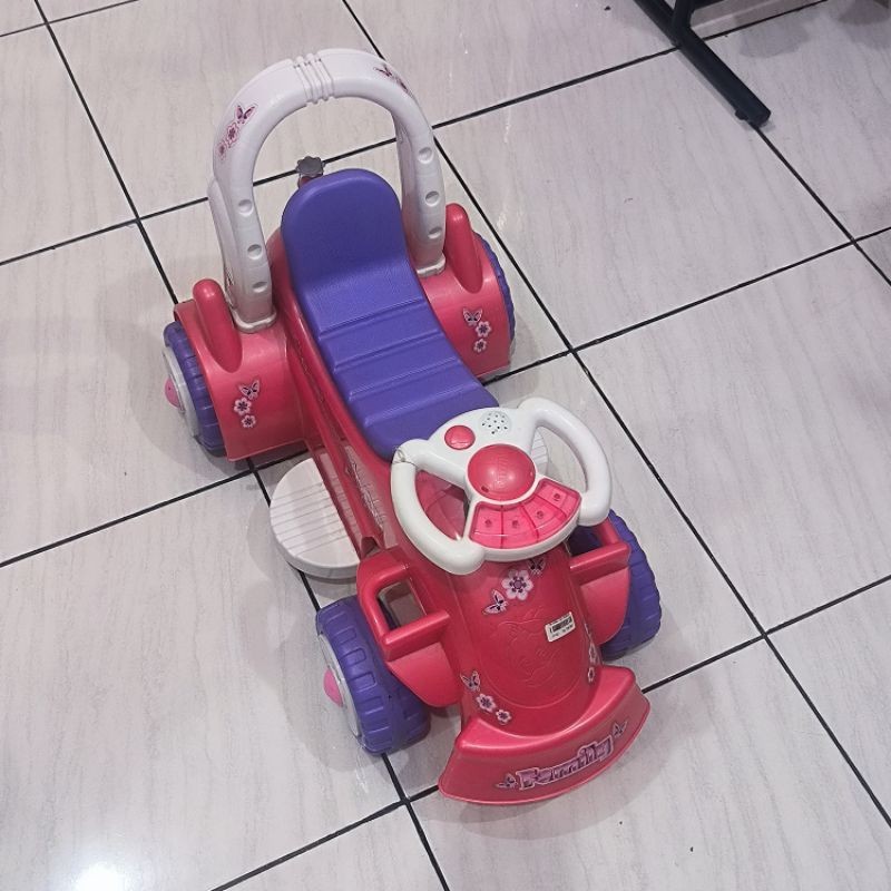 mainan anak mobil mobilan duduk musik pink