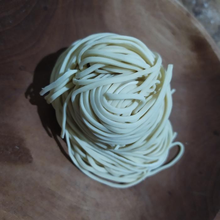 

Mie / Mi / Mee garing / karet / telur / telor / keriting / siantar - Small 1.5mm, Tipis