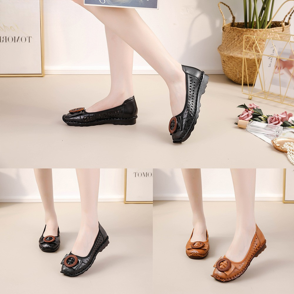 Shoes Woman Clarks Motif Pita . Sepatu Wanita . Kulit Sintetis .