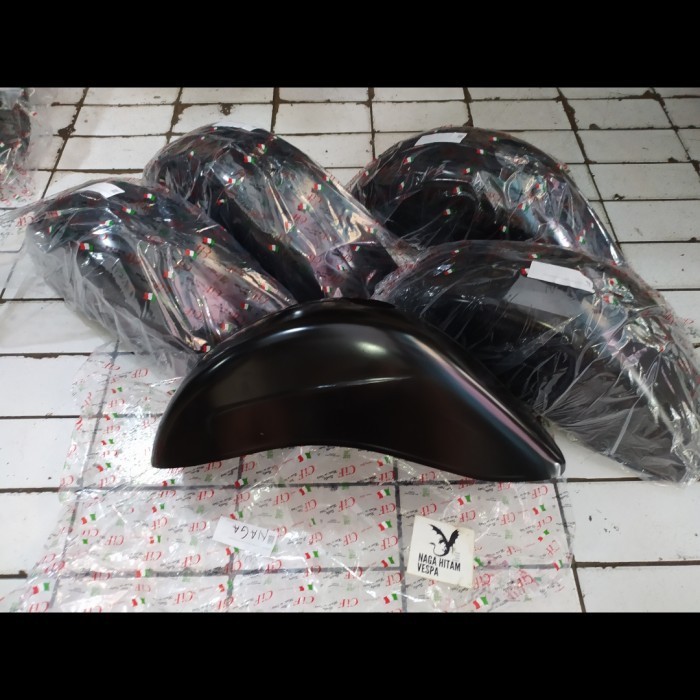 spakbor Vespa Smallframe by cif Italy original baru by cif