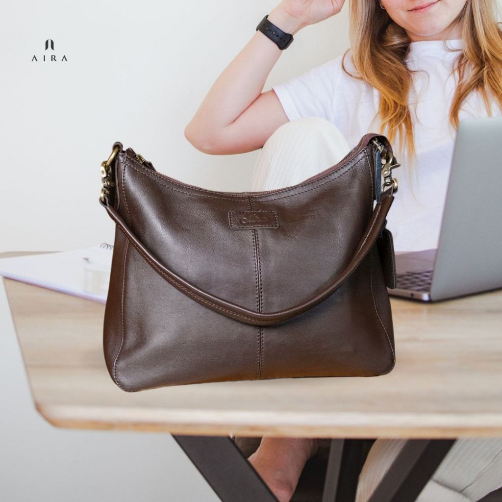 AIRA | Tas Kulit Asli Wanita Hobo Sofia Tas Selempang