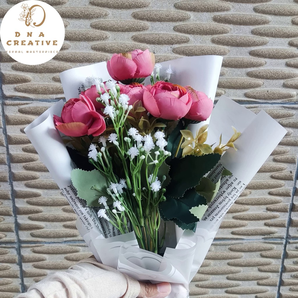 

Buket Bunga Artificial Koran Wisuda Hadiah Ulang Tahun Kado Sempro Anniversary Tunangan