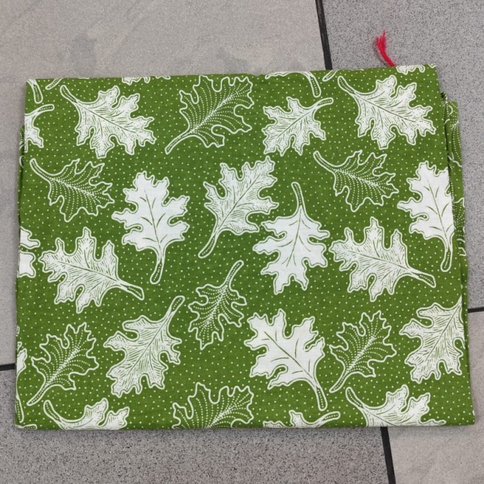 kain batik panjang motif daun warna hijau putih halus