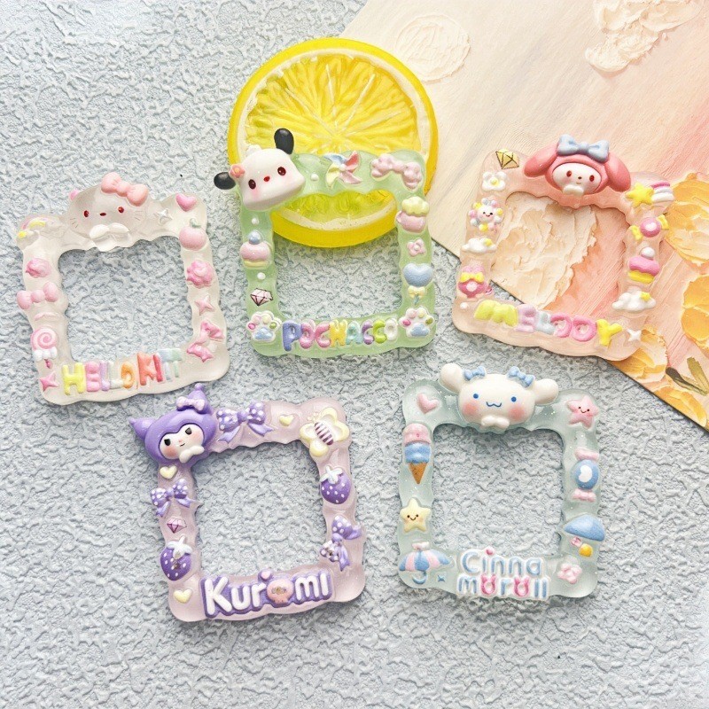 

Stiker 3D HP Botol Buku Lucu Model Bingkai Kuromi Melody Kitty Pochacco