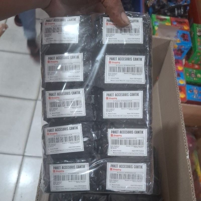 

Kado Surprice Snack Cod 1pak 20pc / Kado Pita 12pc