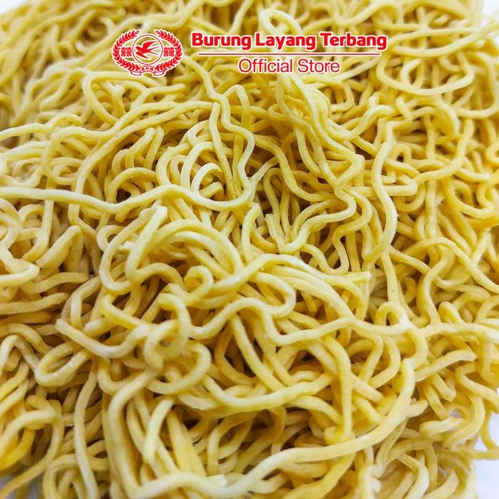 

Burung Layang Terbang Mie Bangka Keriting Fresh 1 Kg - Telur Ayam