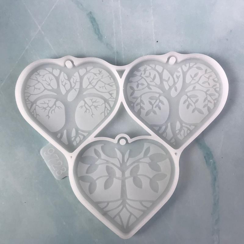 

Heart Shaped Tree Of Life Silicone Mold Epoxy Non-Stick Moulds For Living Room Kitchen Doors Walls Decorations
