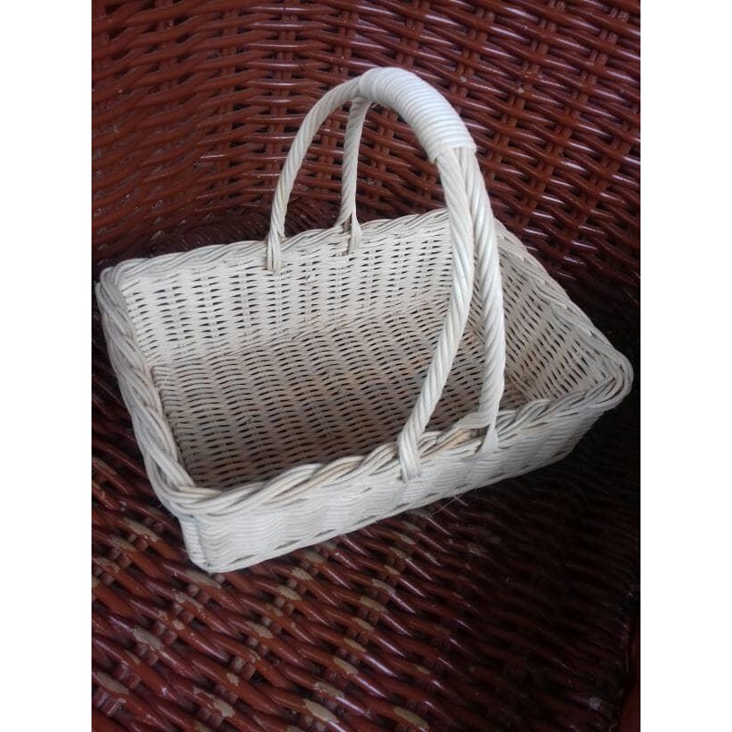 

keranjang persegi jinjingan