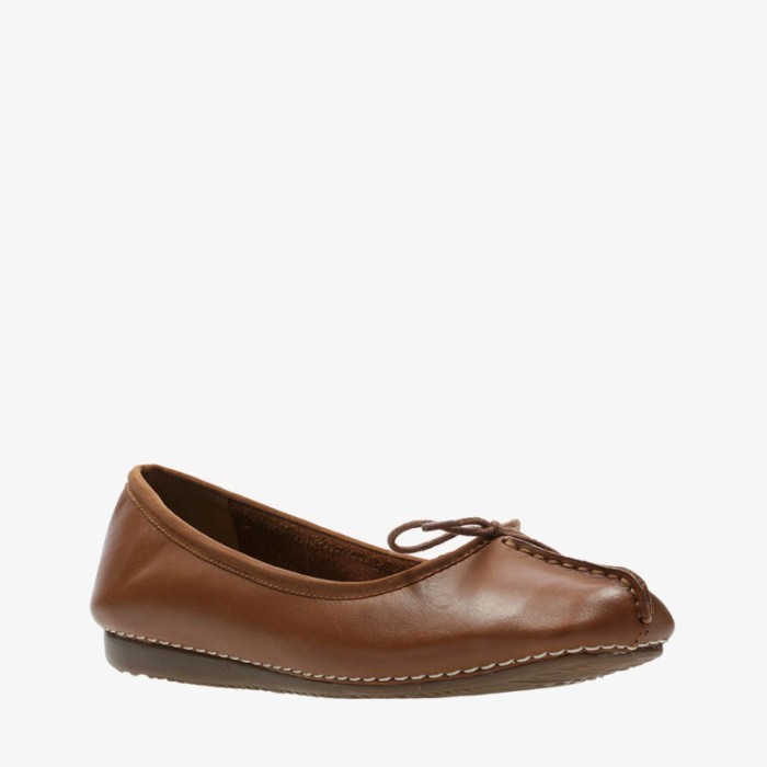 PROMO Clarks Freckle Ice Sepatu Flat Shoes Wanita Original Leather-Dark Tan - UK 3 TERMURAH