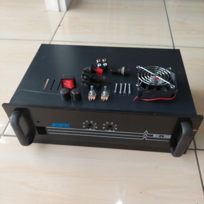 Box Power Amplifier MUAT TRAVO 10 AMPER MURNI  2 Potensio BOSTEC BC 300 Plus Asesoris plat Hitam