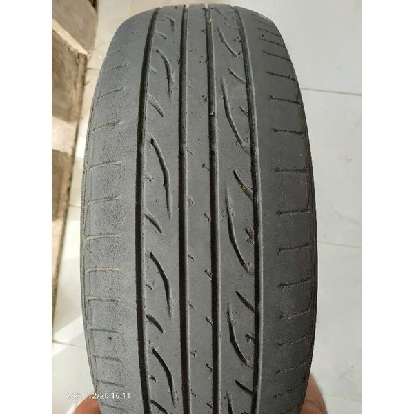 BAN MOBIL DUNLOP UKURAN 205/70 R15 SECOND COPOTAN (Nazwa workshop)