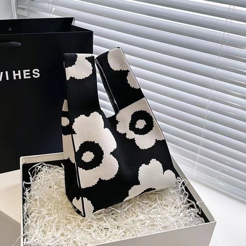 Gift Bag Wanita Modis – Tote Bag Premium Serbaguna Casual
