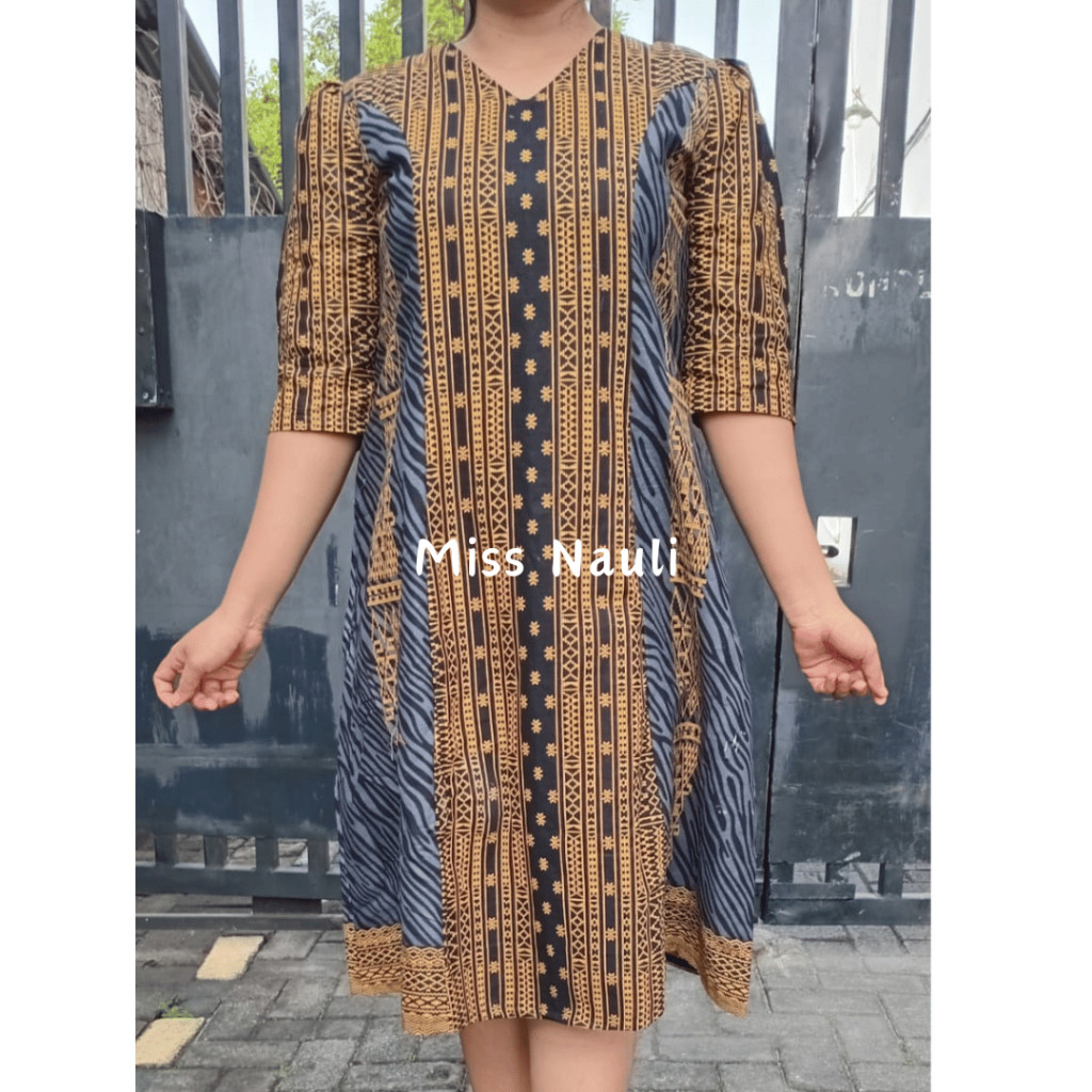 Dress Ulos Modern - Dress Batik Batak Kekinian  by Miss Nauli