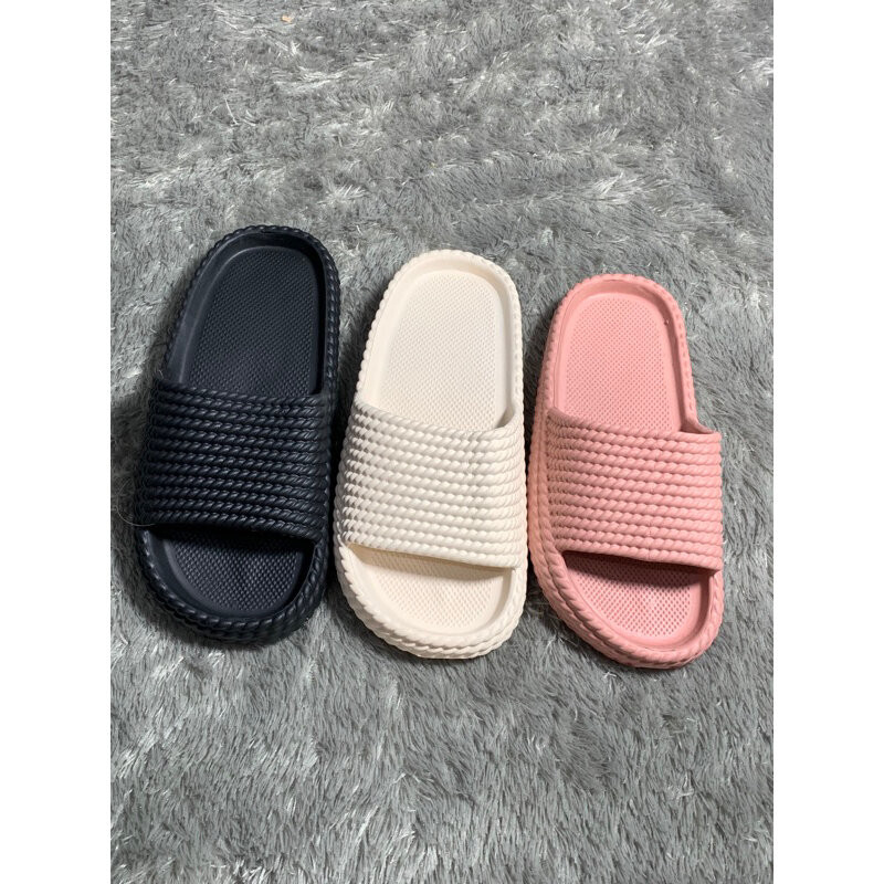 Sendal Modern - Sandal Karet Selop Wanita Dewasa Remaja / Sandal Slide Wanita Merek YITAI