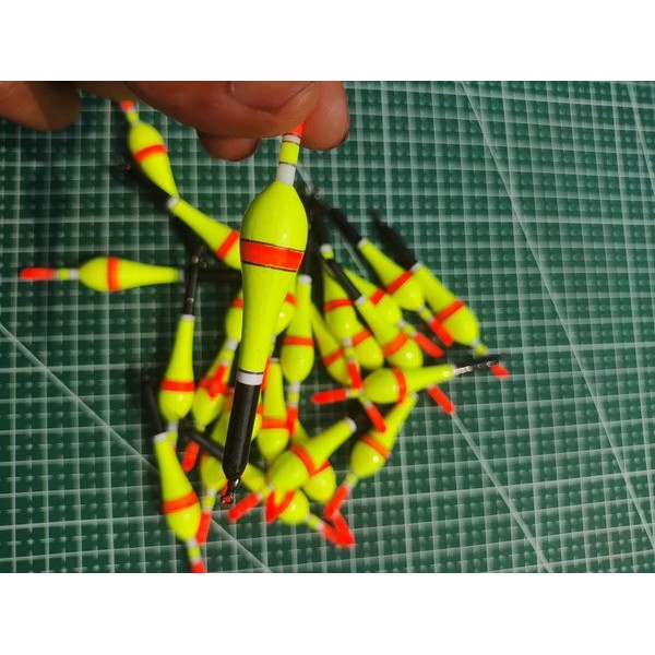 PELAMPUNG PANCING pancing BAHAN KAYU KUMBUL URIL STARLET PANCING PANJANG 8 CM WARNA KUNING