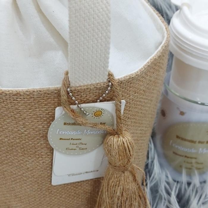 

Promo Tas/Bag Hampers jute goni serut - Hanya Pita terlaris