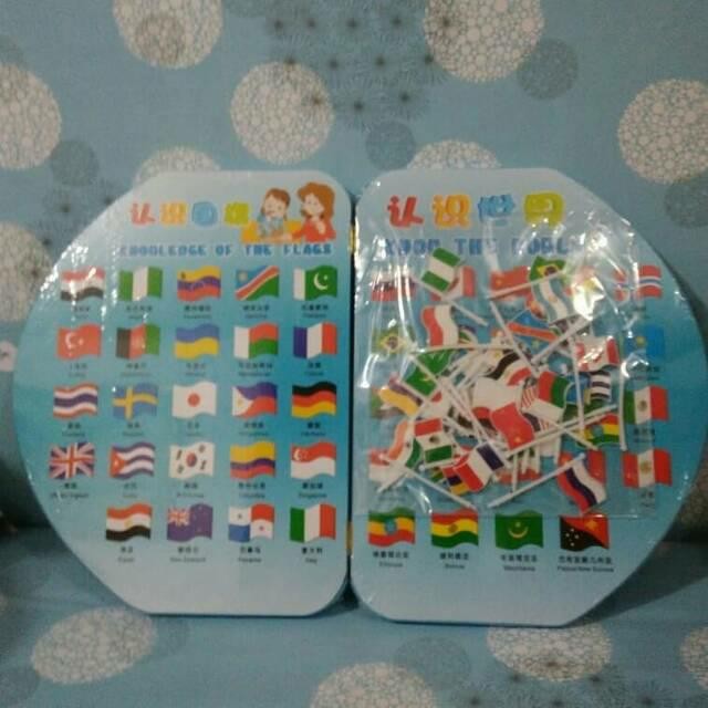 TM. Mainan anak peta dunia berserta bendera
