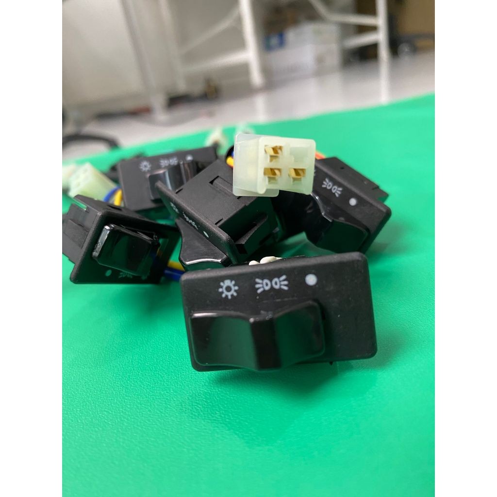 SAKLAR ON/OFF 3 TITIK AEROX VIETNAM SAKLAR LAMPU SAKLAR AEROX ON/OFF 3 MODE SENJA