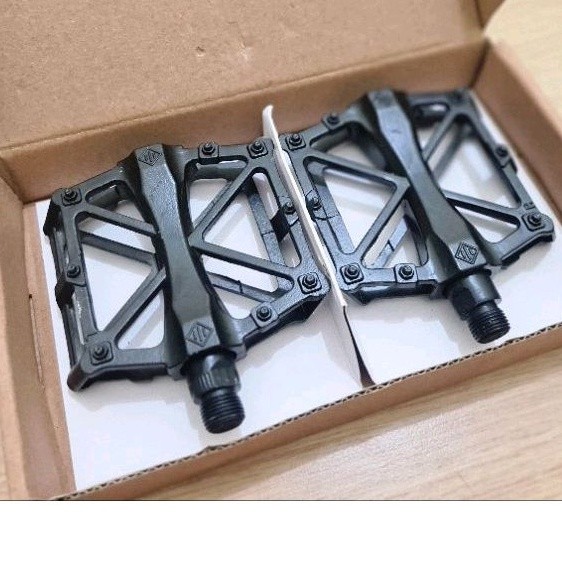TERBARU GREEN BIKE PEDAL SEPEDA ALUMINIUM ANTI SLIP HX-181 yt6