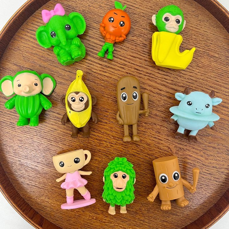 

8pcs Set Italian Brainrot Figure Ornament Tung Tung Tung Sahur Desktop Ornament Abstract AI Figure Tralalero Tralala Shark