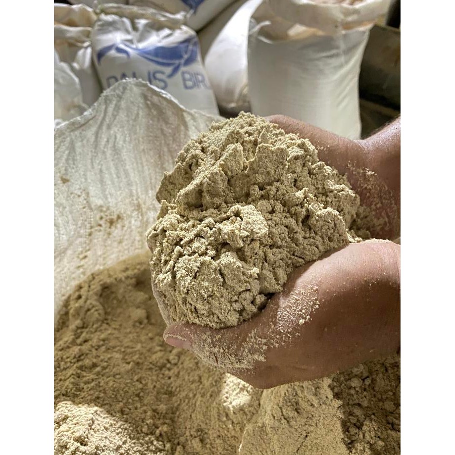 

1kg tepung kedelai kuning