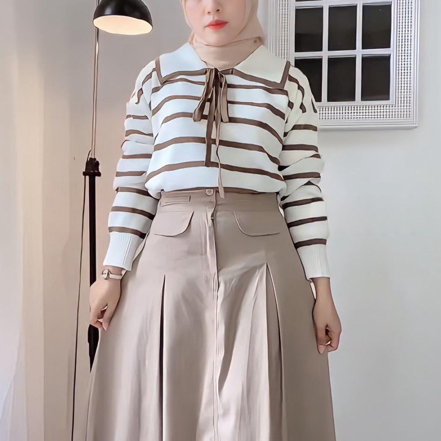 Atasan Sweater V-Neck Pita Korean Style / Sweater Stripe Korea Pita V-Neck / Korea Stripe Pita Garis