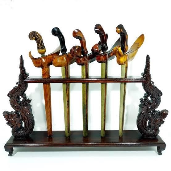 

Jagrag jagrak keris ukiran naga isi 5 hrg pengrajin FA1912