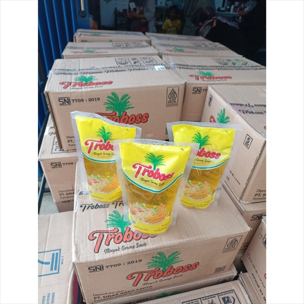 

TROBOSS minyak goreng Trobos minyak goreng sawit pouch - 400 mL