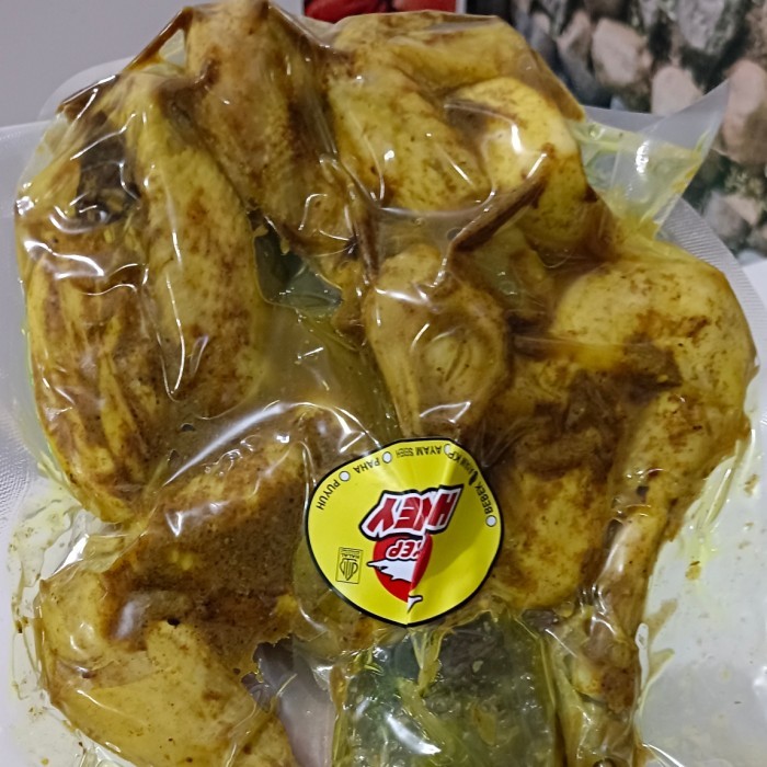 

AYAM KAMPUNG UNGKEP 1 EKOR FROZEN FOOD HALAL