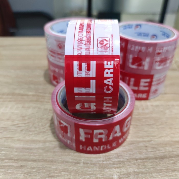 

Lakban Fragile Merah Putih 2 inc 50 yard