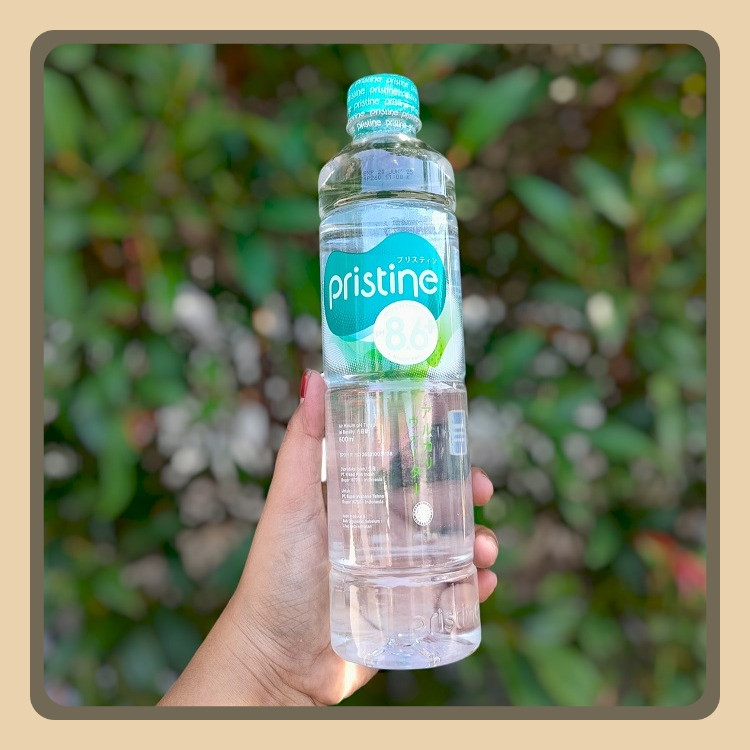 

Air mineral PRISTINE Kemasan botol 600ml isi 24 pH 8.6+