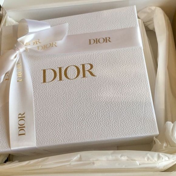 

Dior Box Beauty - Original Authentic Gift Box