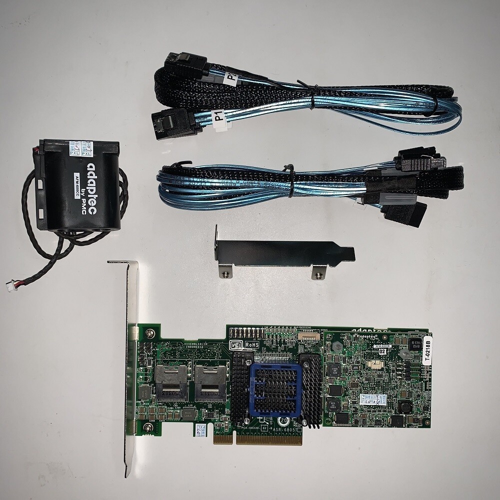 Adaptec Raid Controller ASR-6805T 8 Ports PCIE2 x8 512MB + AFM-600CC 2PCS 8087