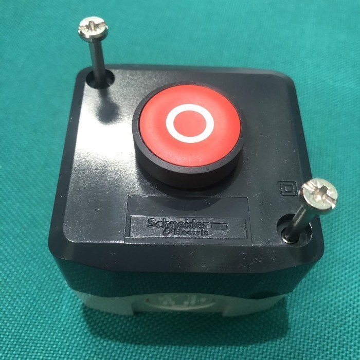 SCHNEIDER PUSH BUTTON OFF COMPLETE BOX