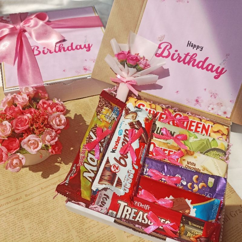 

Kado Ulang Tahun / cewek / hampers ulang tahun/ snack box /Valentine/Anniversary / Hadiah/ Gift / Box / Untuk Pacar / Anak /Coklat/kado ulang tahun cewek /hampers Coklat/ kado/ hadiah /lebaran/anak /cewek/cowok/idul Fitri