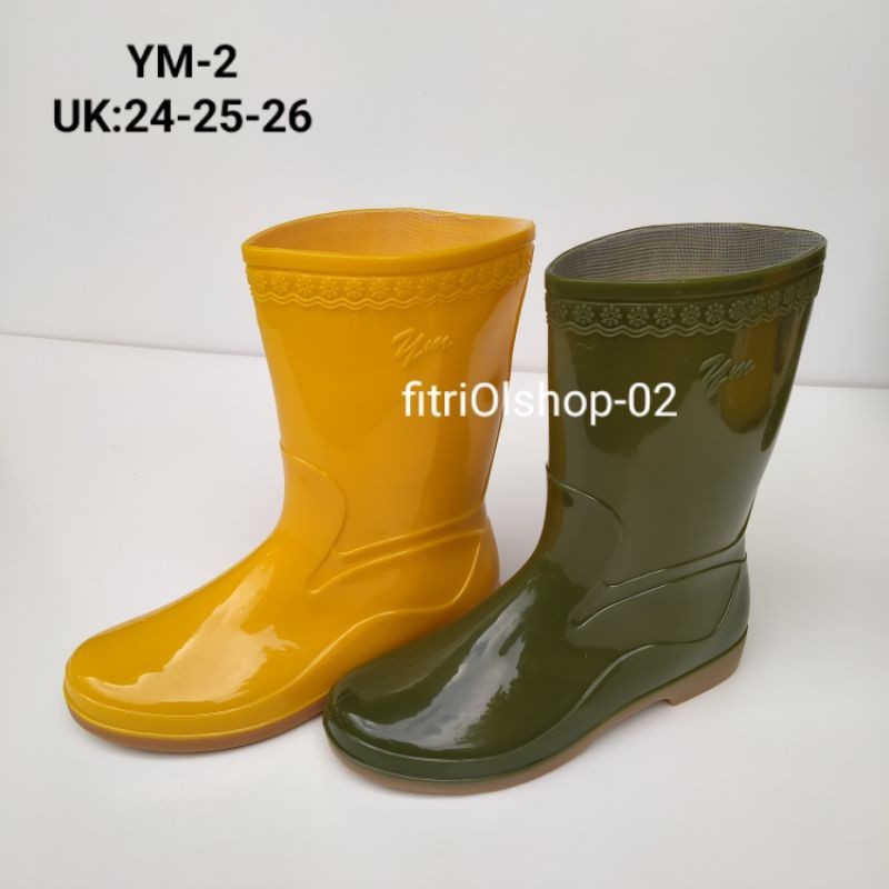 TERLARISSepatu Boots Karet Pendek Wanita Anti Air Boots Yumeida YM2