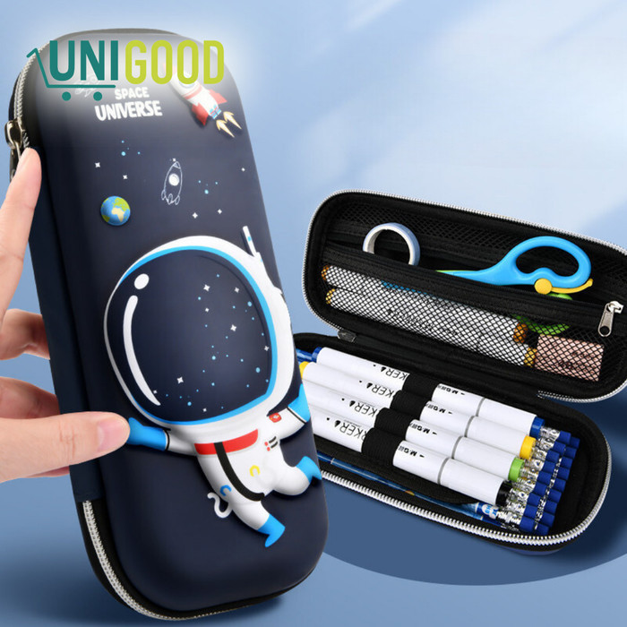 

NEW ! BEST SELLER UNIGOOD - Tempat Kotak Pensil Anak 3D Motif Timbul Hardcase Astronot U - space d