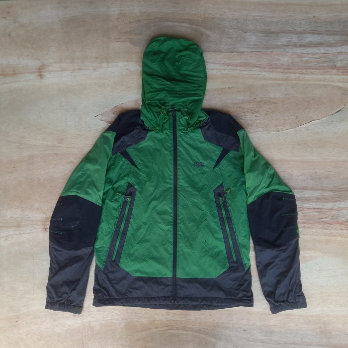 jaket outdoor gunung pria K2 gorpcore warna hijau minus size 100/L